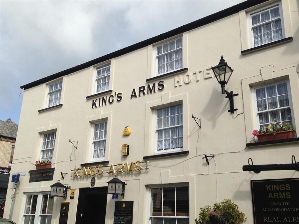 Hotel King'S Arms Lostwithiel Exterior foto