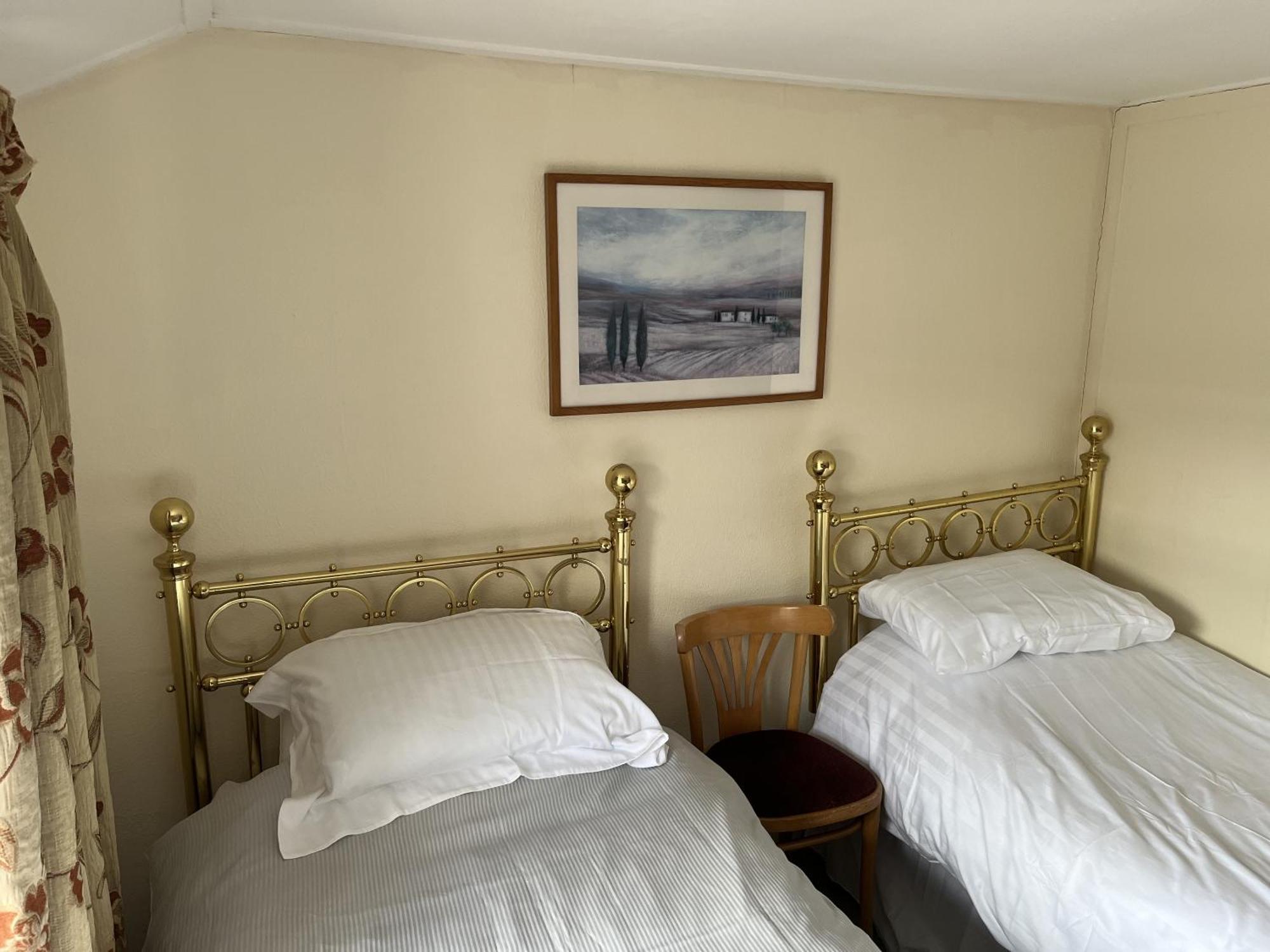Hotel King'S Arms Lostwithiel Habitación foto