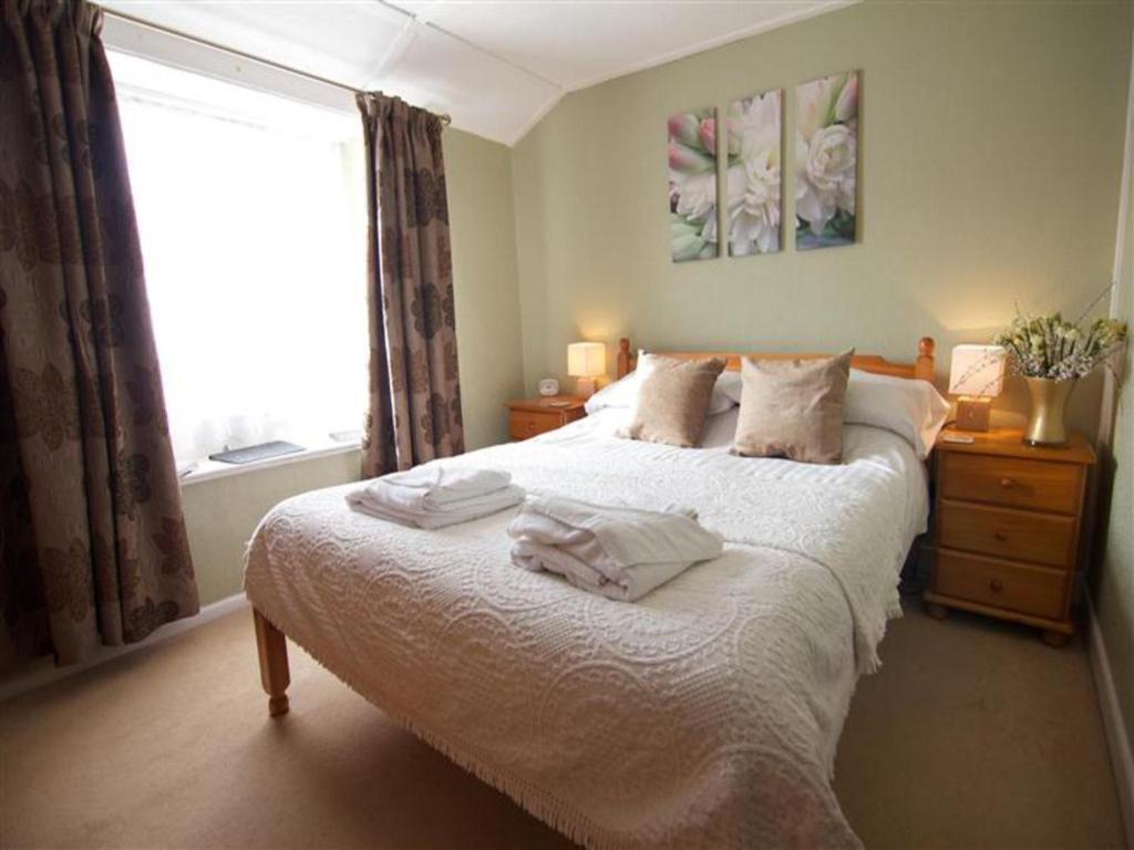 Hotel King'S Arms Lostwithiel Habitación foto