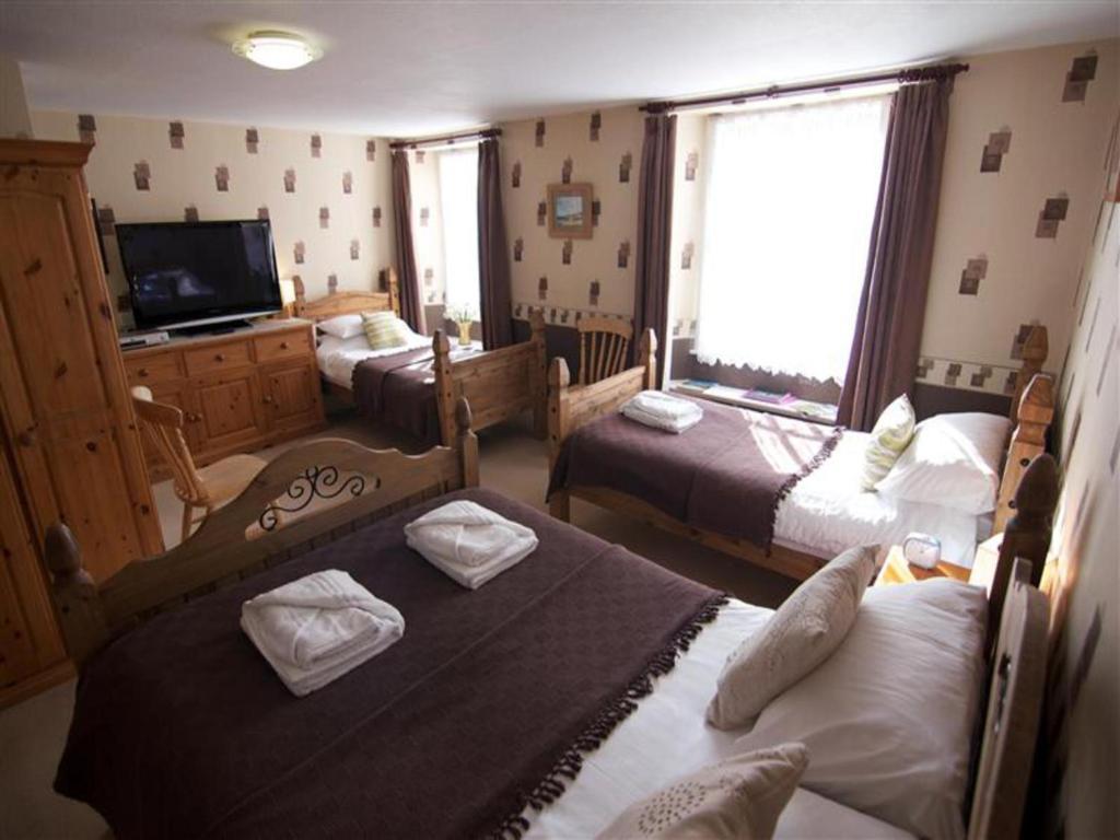 Hotel King'S Arms Lostwithiel Habitación foto